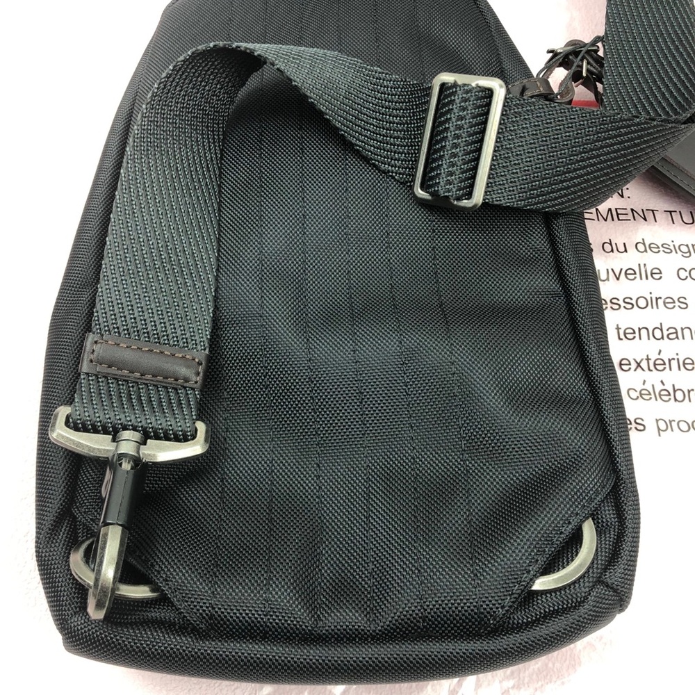 TU.MI SLING BAG In black - Picture 4 of 8